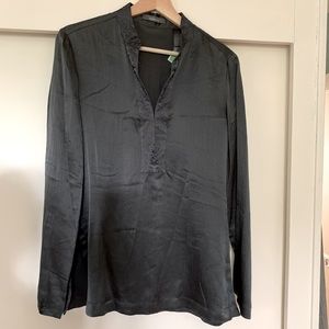 Liz Claiborne M dark gray silk shirt with pretty neck line detail